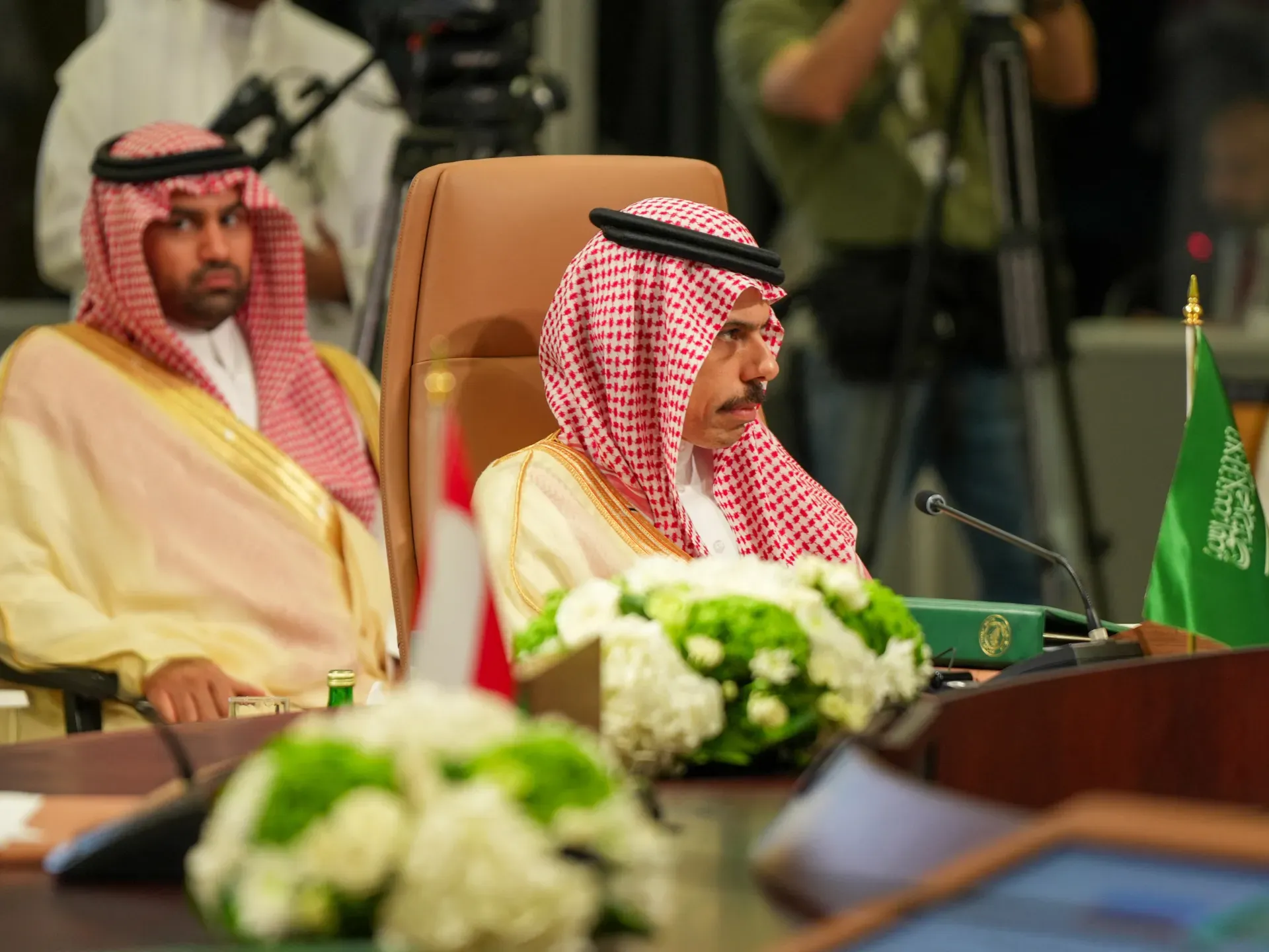 هجمات الحوثيين على السعودية تثير قلق الخليج وأزمة اليمن